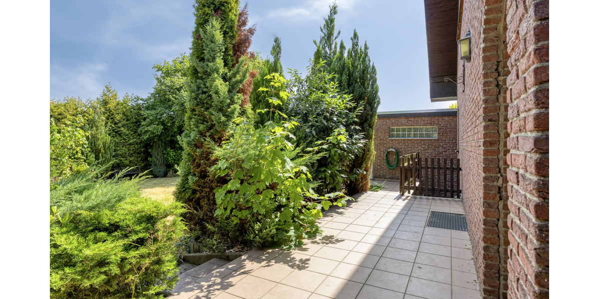 Terrasse Rück