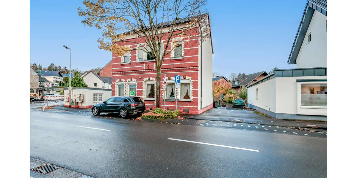 Straßenansicht