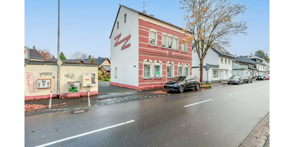 Straßenansicht