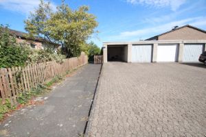Garage / lange Einfahrt