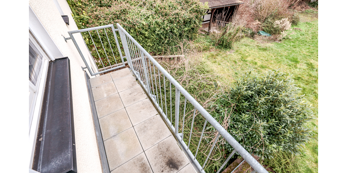Balkon Gartenseite
