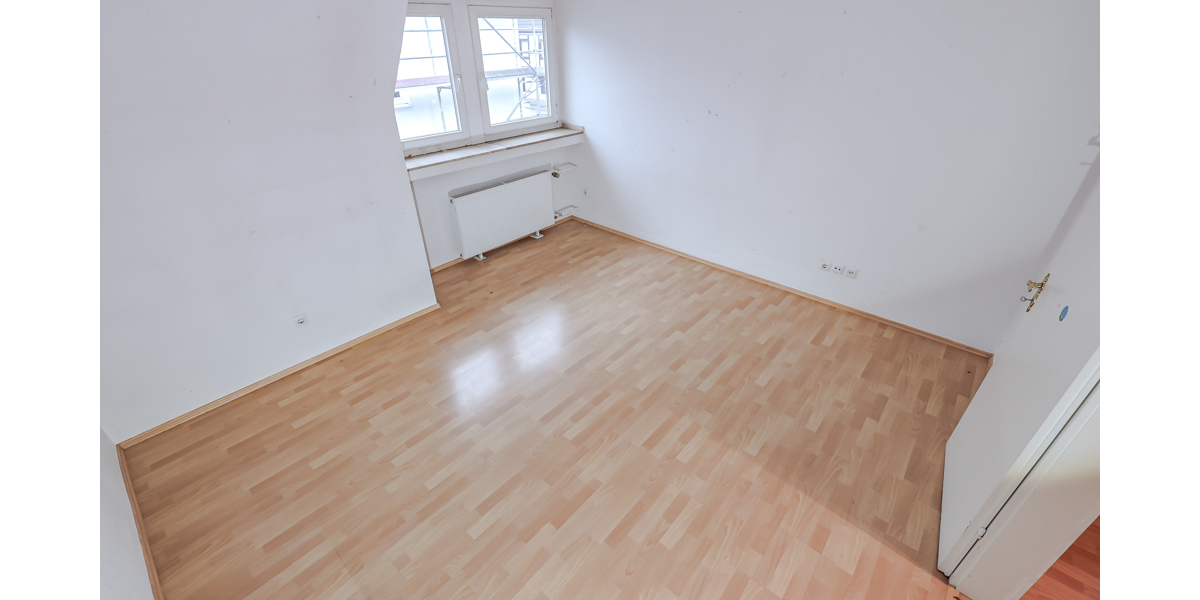 Zimmer 2 OG