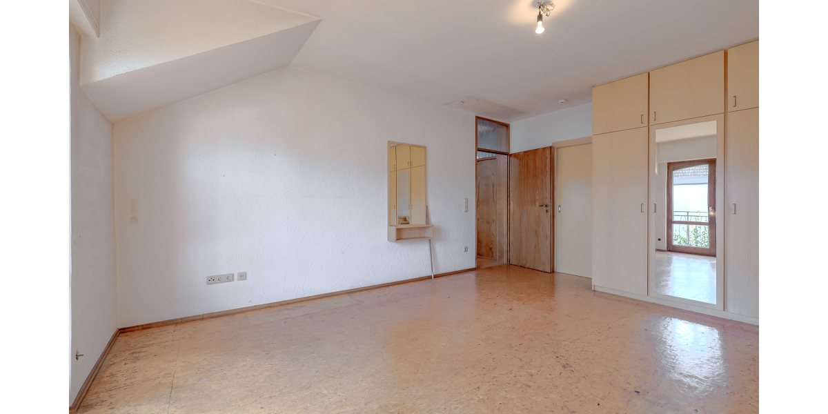 Schlafzimmer 1